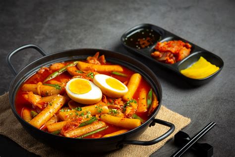 How to Make Witch Tteokbokki Goulash a Family-Friendly Meal